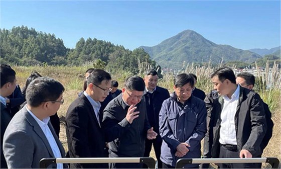 沈志江對項(xiàng)目前期工作給予肯定